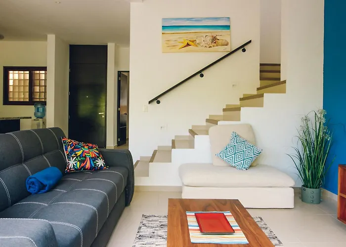 Beachside Bliss Modern 3story With Deck And Grill Apartamento Akumal